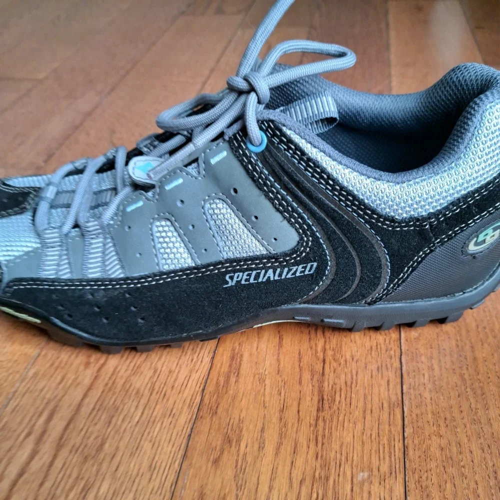 Specialized Women's Grey Body Geometry Plush Tahoe Biking Shoes 39 US 8.5